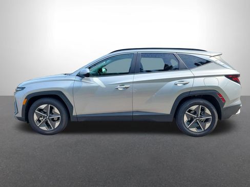 Used 2026 Hyundai Tucson SEL FWD image 2