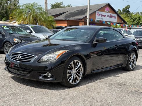 Used 2011 INFINITI G37 Convertible w/ Premium Pkg RWD image 2
