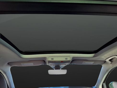 New 2025 Volkswagen Taos SEL image 49