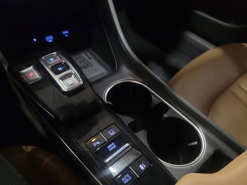 Used 2021 Hyundai Sonata Limited image 26