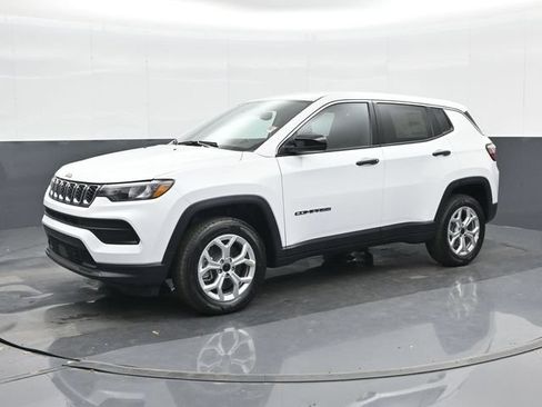 Used 2025 Jeep Compass Sport AWD/4WD image 25