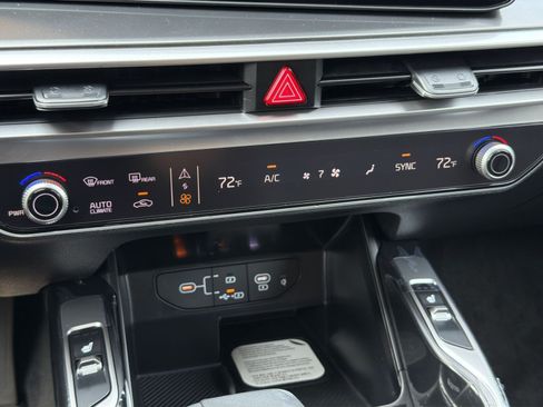 New 2026 Kia Sorento S FWD image 22