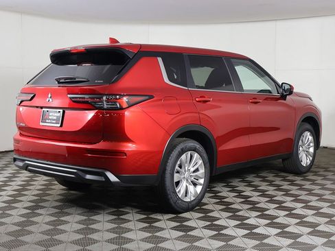 New 2026 Mitsubishi Outlander ES AWD/4WD image 10
