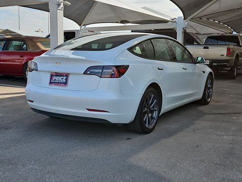 Used 2023 Tesla Model 3 Standard Range RWD image 5