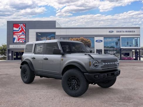 New 2026 Ford Bronco Badlands w/ Sasquatch Package AWD/4WD image 7