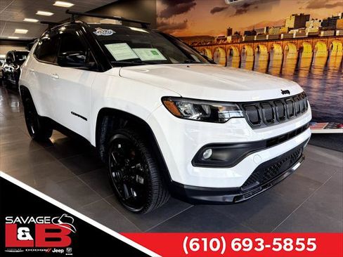 Certified 2022 Jeep Compass Latitude AWD/4WD image 1
