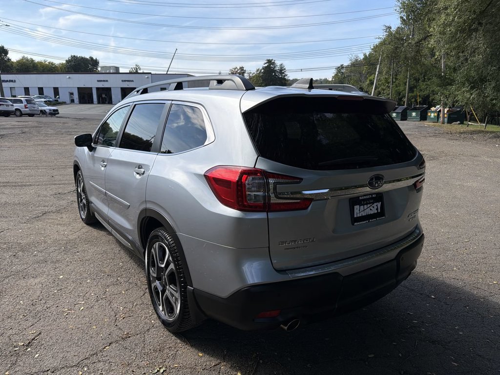 Used 2023 Subaru Ascent Limited AWD/4WD image 6