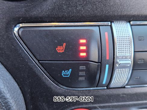 Used 2019 Ford Mustang GT Premium image 31