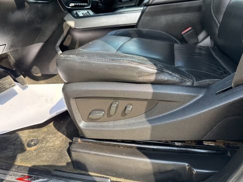 Used 2018 Chevrolet Silverado 3500 LTZ w/ Duramax Plus Package image 26