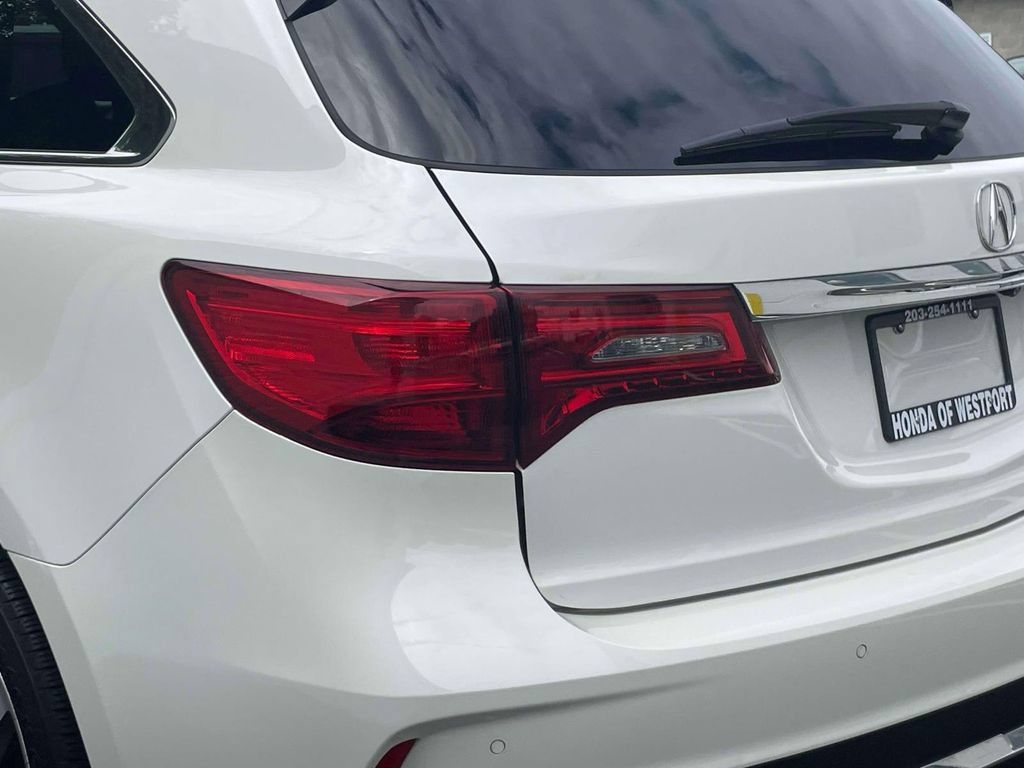 Used 2017 Acura MDX w/ Advance Package AWD/4WD image 11