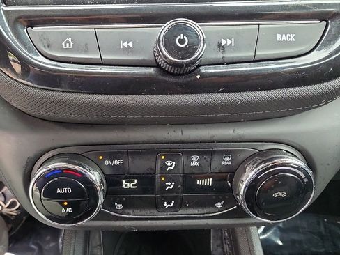 Used 2023 Chevrolet TrailBlazer LT w/ Convenience Package AWD/4WD image 16