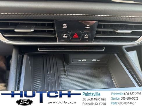 Used 2025 Volkswagen Atlas SE AWD/4WD image 21