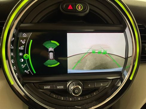 Used 2019 MINI Cooper S w/ Driver Assistance Package image 21