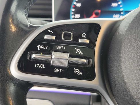 Used 2021 Mercedes-Benz GLE 350 4MATIC image 33
