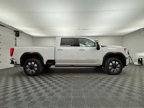 New 2025 GMC Sierra 2500 Denali w/ Denali Reserve Package image 7