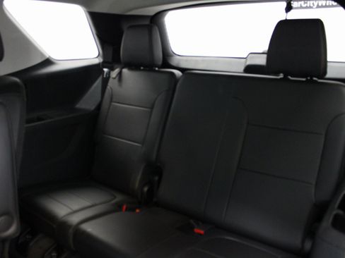 Used 2020 Chevrolet Traverse RS w/ LPO, Floor Liner Package image 24