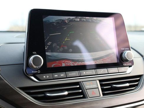 New 2025 Nissan Altima 2.5 SV image 12