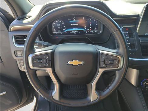 Used 2023 Chevrolet Tahoe Premier AWD/4WD image 16