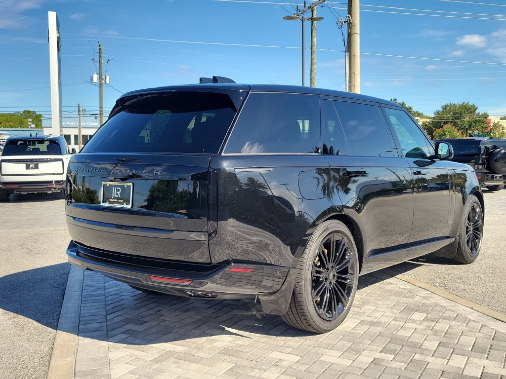 New 2027 Land Rover Range Rover Long Wheelbase Autobiography AWD/4WD image 5