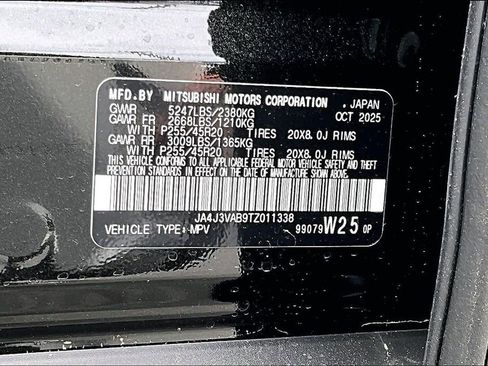 New 2026 Mitsubishi Outlander FWD image 13