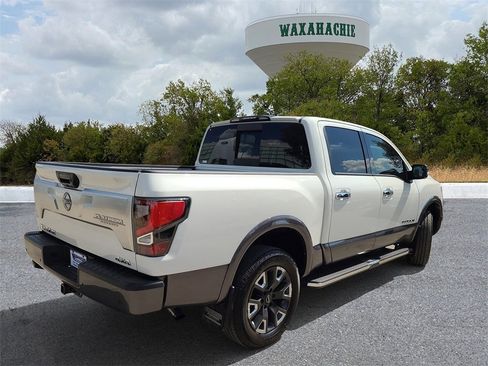 Used 2024 Nissan Titan Platinum Reserve w/ Moonroof Package image 5