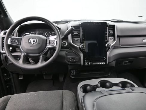Used 2025 RAM 2500 Big Horn AWD/4WD image 25