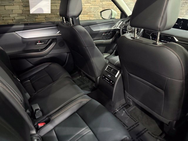 Certified 2026 MAZDA CX-90 3.3 Turbo w/ Preferred Package AWD/4WD image 34