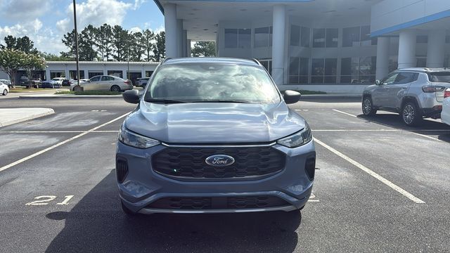 Used 2024 Ford Escape ST-Line AWD/4WD image 2