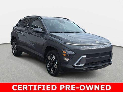 Used 2025 Hyundai Kona SEL AWD/4WD image 3