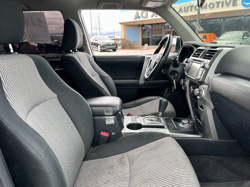 Used 2017 Toyota 4Runner SR5 image 30