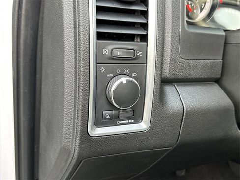 Used 2024 RAM 1500 Classic SLT image 14