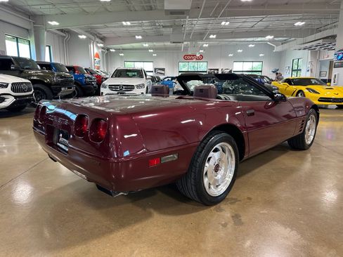 Used 1993 Chevrolet Corvette Convertible RWD image 20