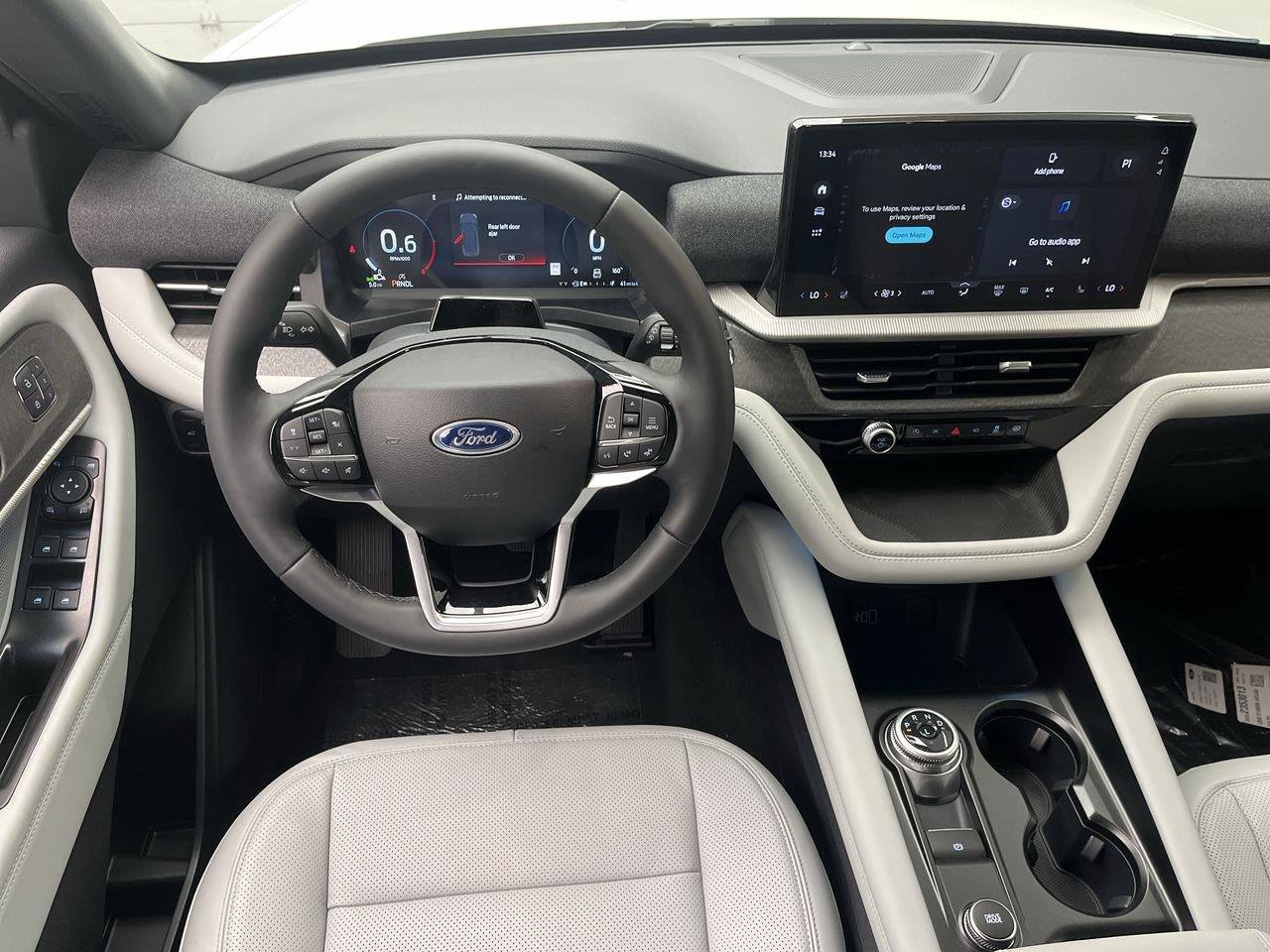 New 2027 Ford Explorer Platinum w/ 3.0L Ultimate Package AWD/4WD image 15