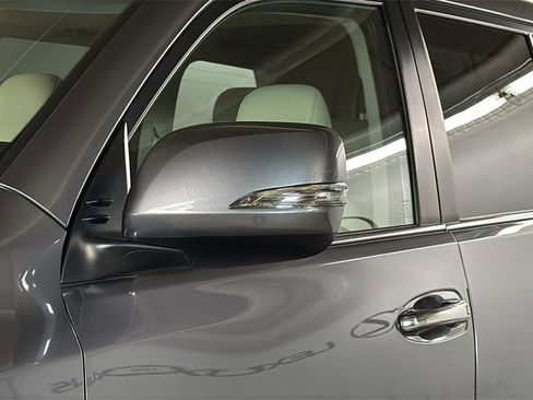 Certified 2023 Lexus GX 460 Premium w/ Premium Package image 5