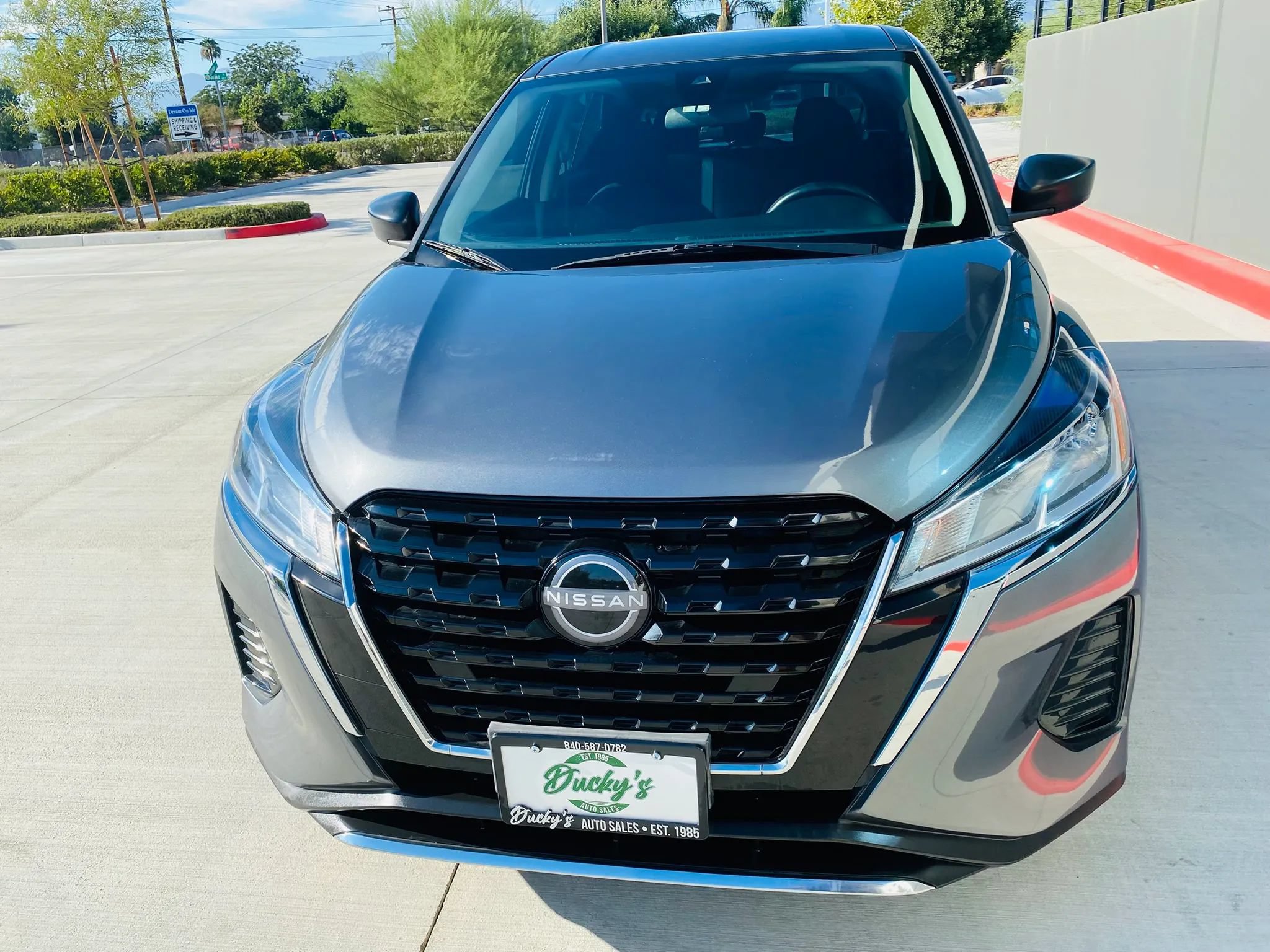 Used 2023 Nissan Kicks S FWD image 8