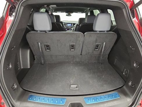 Used 2024 Buick Enclave Essence FWD image 34