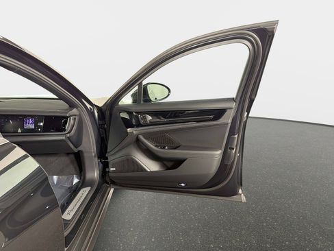 Used 2025 Porsche Panamera 4S AWD/4WD image 26