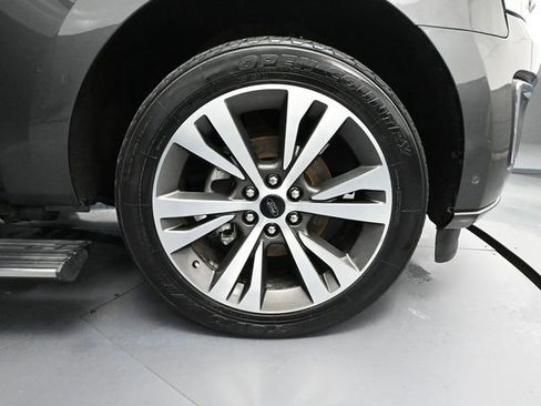 Used 2020 Ford Expedition Limited w/ Equipment Group 302A image 17