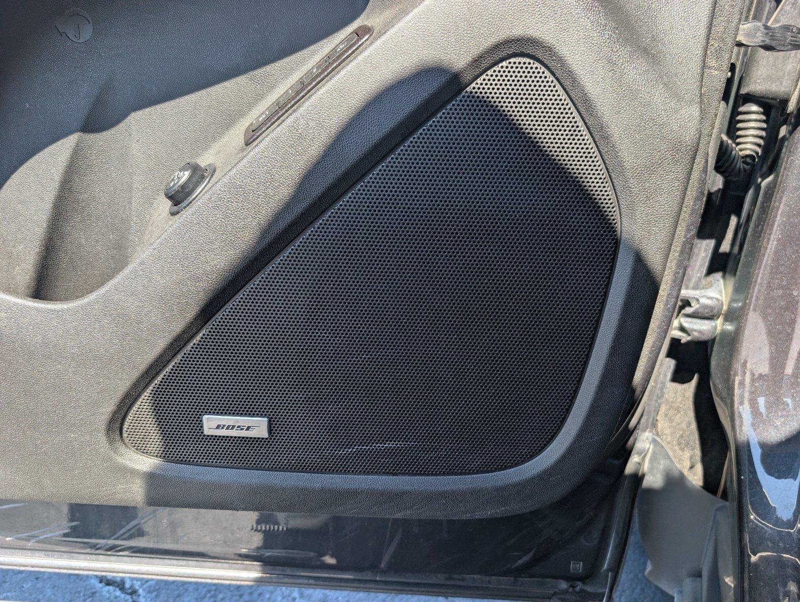 Used 2022 Chevrolet Equinox Premier FWD image 12