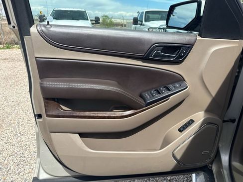 Used 2016 Chevrolet Suburban LT AWD/4WD image 30