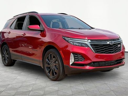 Used 2022 Chevrolet Equinox RS FWD image 1