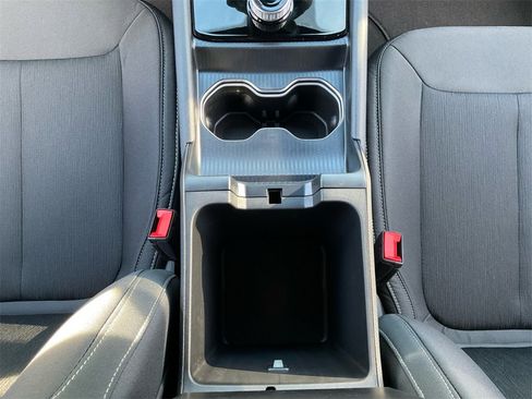 New 2025 Jeep Grand Cherokee Laredo image 11