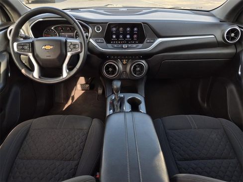Used 2022 Chevrolet Blazer LT image 31