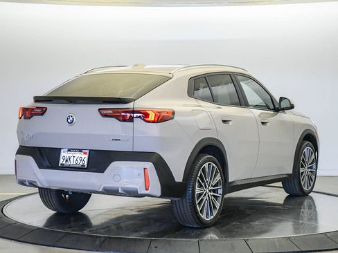 Used 2026 BMW X2 xDrive28i w/ Technology Package AWD/4WD image 4