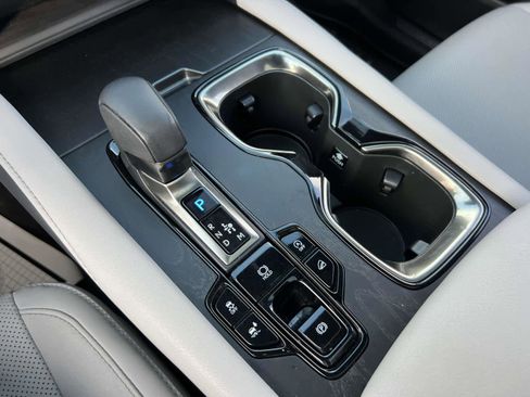 Used 2023 Lexus RX 350 Premium image 18