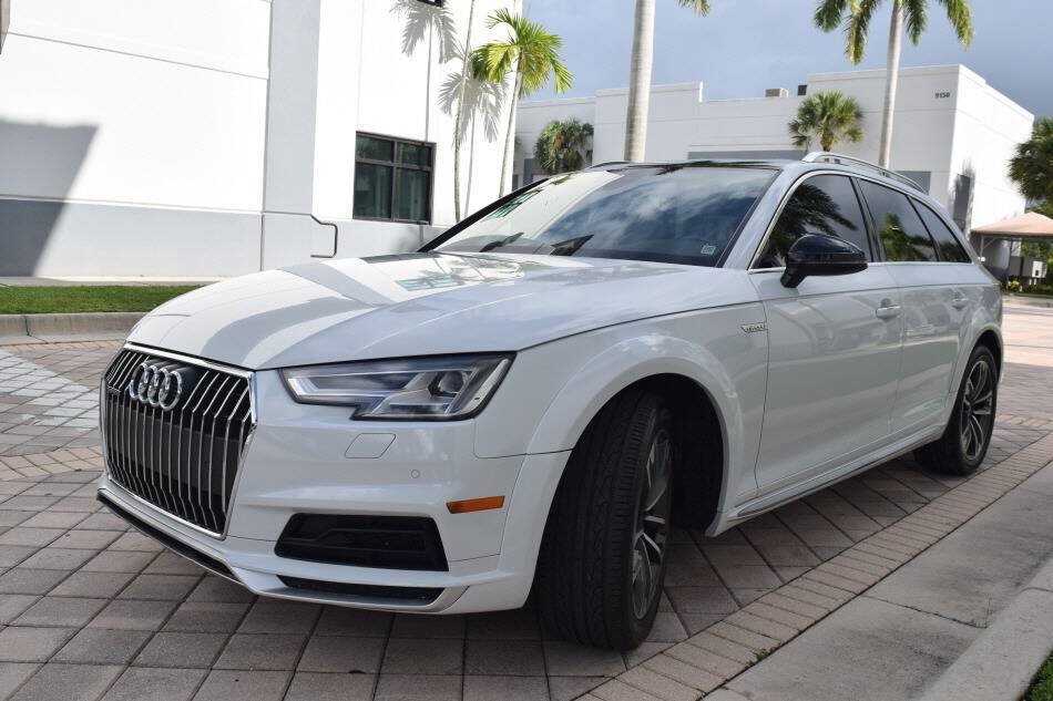 Used 2017 Audi A4 2.0T allroad Premium Plus w/ Technology Package AWD/4WD image 2