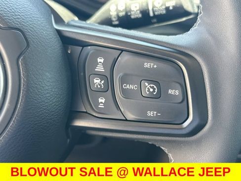Used 2026 Jeep Wrangler Unlimited Rubicon AWD/4WD image 21