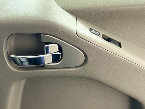 Used 2016 Nissan Frontier Desert Runner image 31