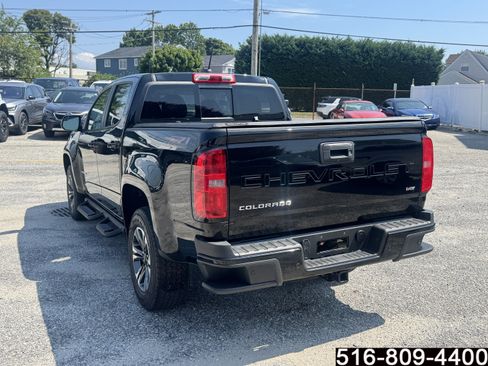 Used 2022 Chevrolet Colorado Z71 AWD/4WD image 7