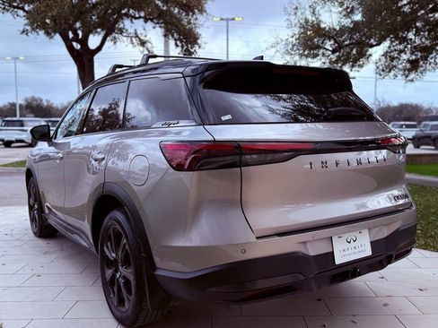 Certified 2026 INFINITI QX60 Autograph w/ Dark Cargo Package image 8